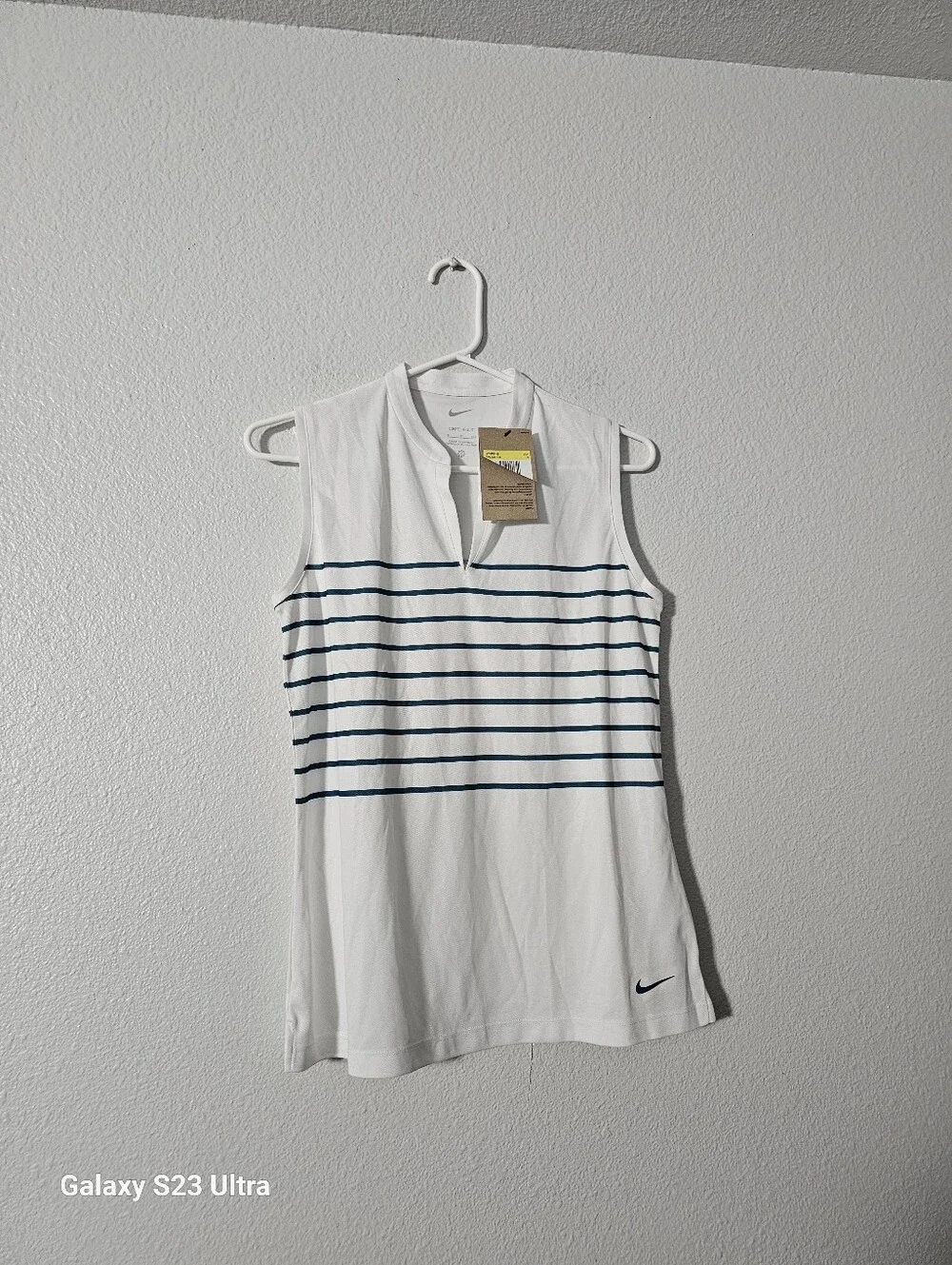 Nike White Sleeveless Tank with Navy Stripes Sz S